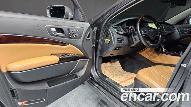 Kia K9 5.0 GDI Quantum 2016 — фото 10