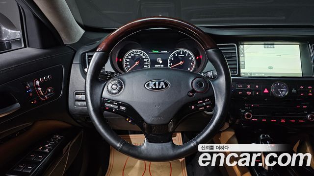 Kia K9 5.0 GDI Quantum 2016 — фото 14