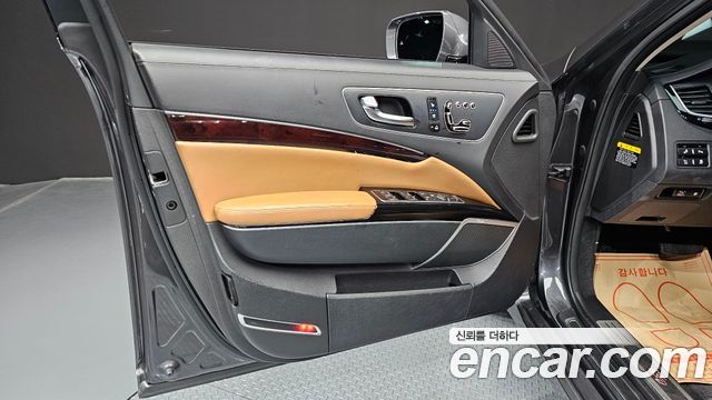Kia K9 5.0 GDI Quantum 2016 — фото 24