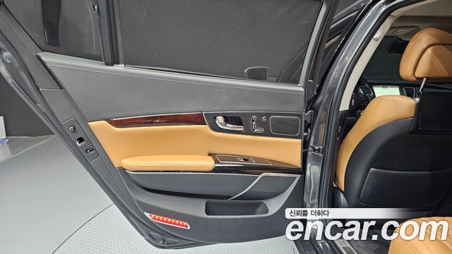 Kia K9 5.0 GDI Quantum 2016 — фото 25