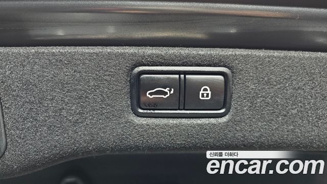 Kia K9 5.0 GDI Quantum 2016 — фото 32