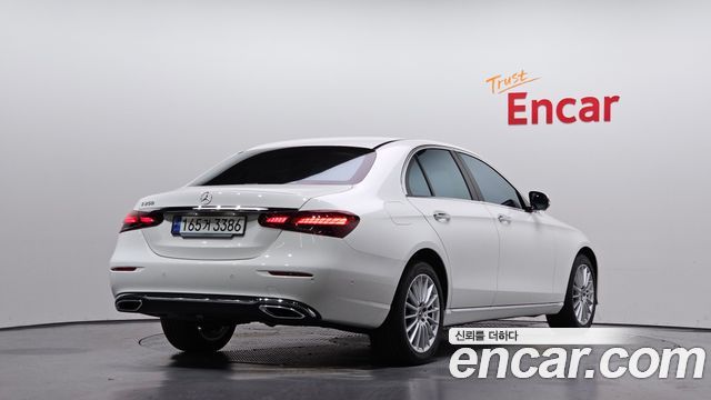 Mercedes-Benz E-Class (W213) E250 Exclusive 2023 — фото 2
