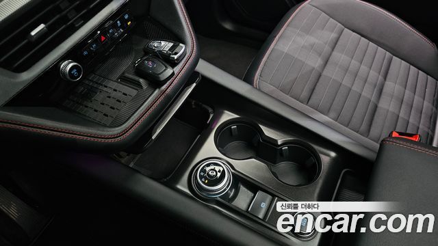 Ford Explorer (VI) 2.3 ST-Line 4WD 2025 — фото 9