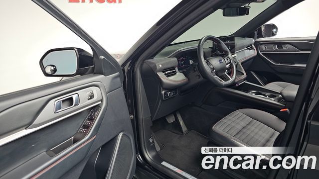 Ford Explorer (VI) 2.3 ST-Line 4WD 2025 — фото 10