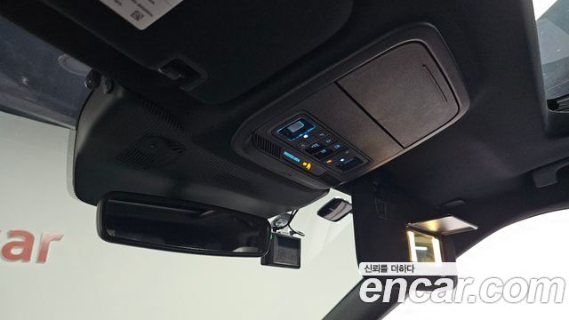 Ford Explorer (VI) 2.3 ST-Line 4WD 2025 — фото 17