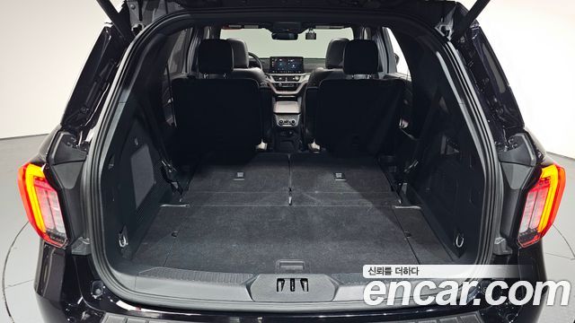 Ford Explorer (VI) 2.3 ST-Line 4WD 2025 — фото 20