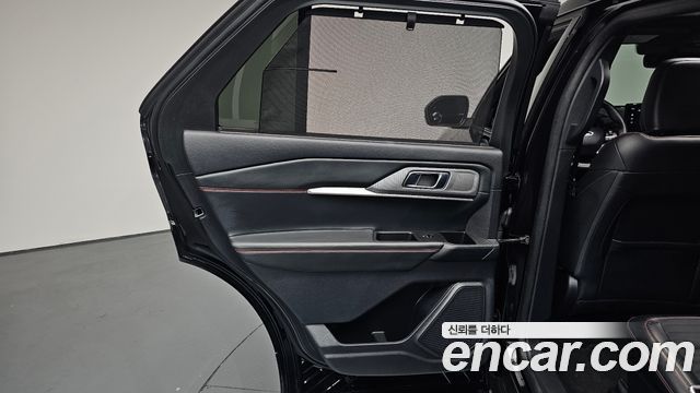 Ford Explorer (VI) 2.3 ST-Line 4WD 2025 — фото 25