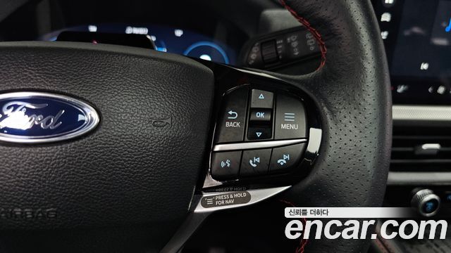 Ford Explorer (VI) 2.3 ST-Line 4WD 2025 — фото 32