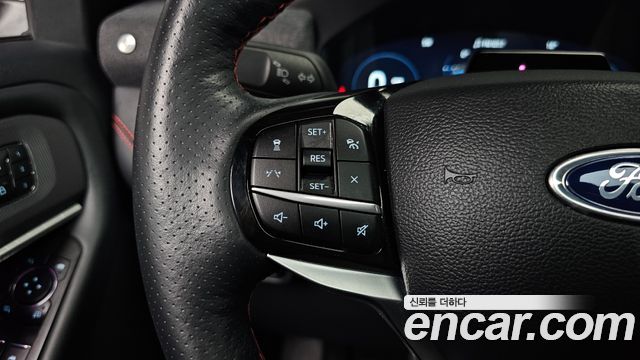 Ford Explorer (VI) 2.3 ST-Line 4WD 2025 — фото 33