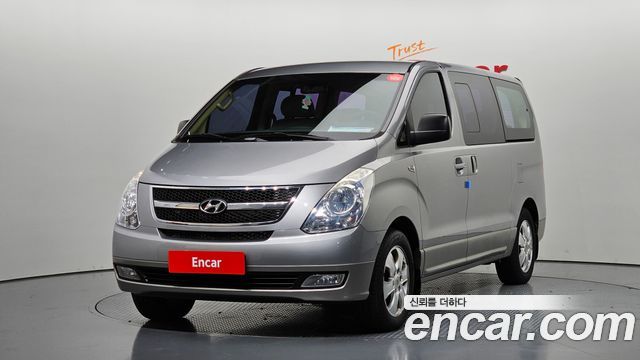 Hyundai Grand Starex 11-Seater Wagon HVX VIP PACK