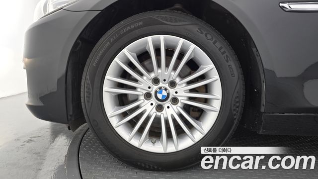 BMW 5 Series (F10) 520d 2015 — фото 5