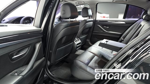 BMW 5 Series (F10) 520d 2015 — фото 11