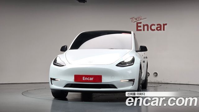 Tesla Model Y Long Range AWD 2022 — фото 3