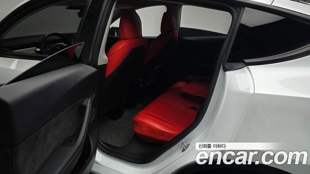 Tesla Model Y Long Range AWD 2022 — фото 26