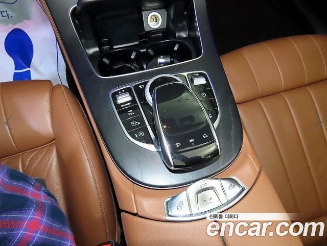 Mercedes-Benz E-Class (W213) E220d Cabriolet 2018 — фото 19