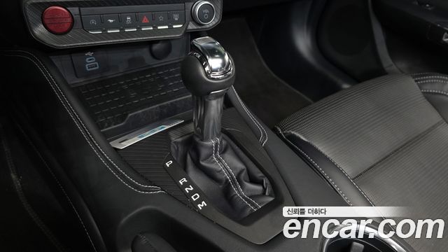 Ford Mustang (VII) 2.3 Ecoboost Premium Convertible 2024 — фото 9