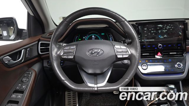Hyundai Ioniq Hybrid 1.6 HEV Q 2020 — фото 13