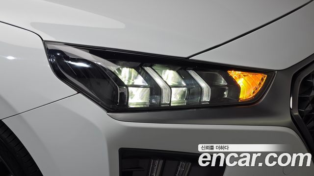 Hyundai Ioniq Hybrid 1.6 HEV Q 2020 — фото 22