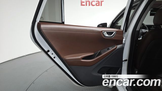 Hyundai Ioniq Hybrid 1.6 HEV Q 2020 — фото 25