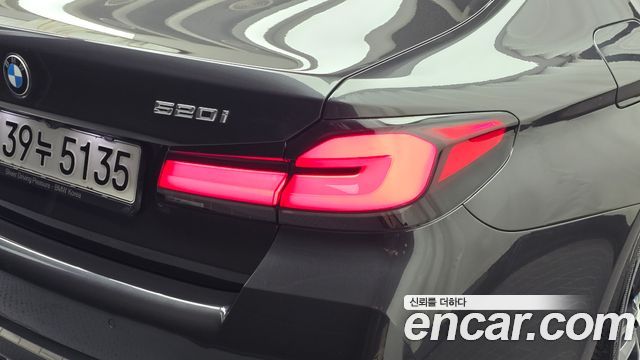 BMW 5 Series (G30) 520i M Sport 2021 — фото 23