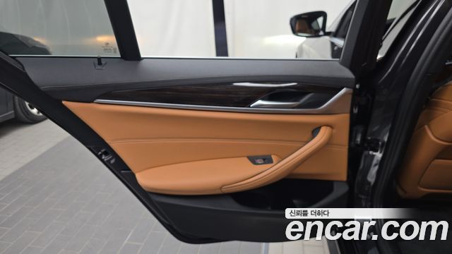 BMW 5 Series (G30) 520i M Sport 2021 — фото 25