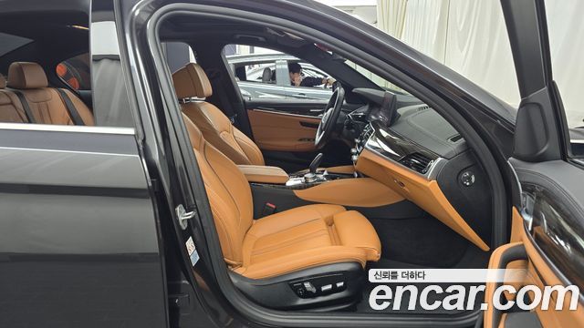 BMW 5 Series (G30) 520i M Sport 2021 — фото 26