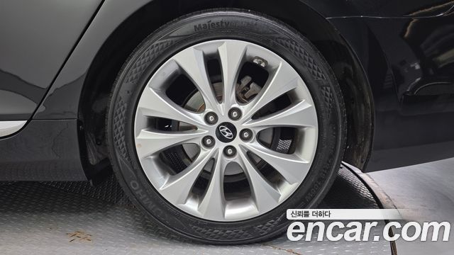 Hyundai Grandeur (HG) LPG HG300 Executive 2012 — фото 5