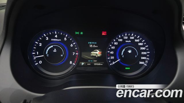 Hyundai Grandeur (HG) LPG HG300 Executive 2012 — фото 8