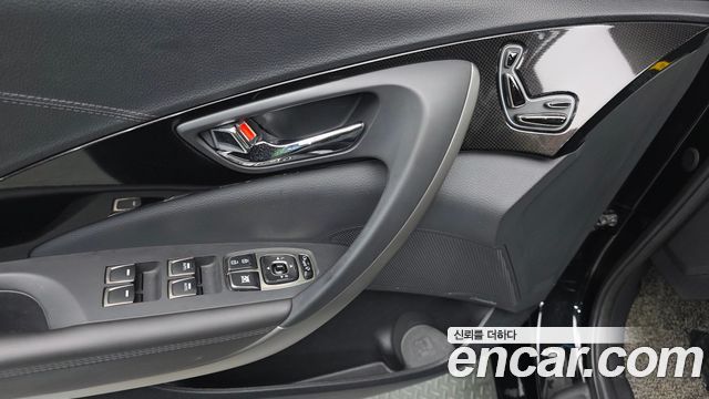 Hyundai Grandeur (HG) LPG HG300 Executive 2012 — фото 11