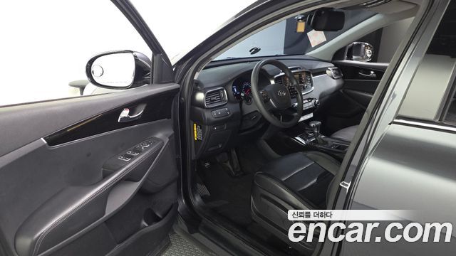 Kia Sorento Diesel 2.0 2WD Luxury 2020 — фото 10