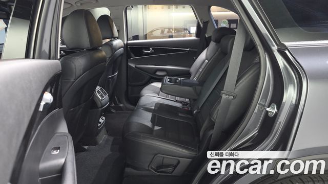 Kia Sorento Diesel 2.0 2WD Luxury 2020 — фото 12
