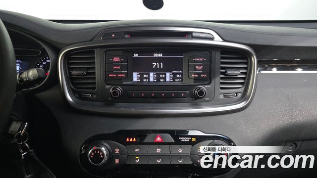 Kia Sorento Diesel 2.0 2WD Luxury 2020 — фото 14