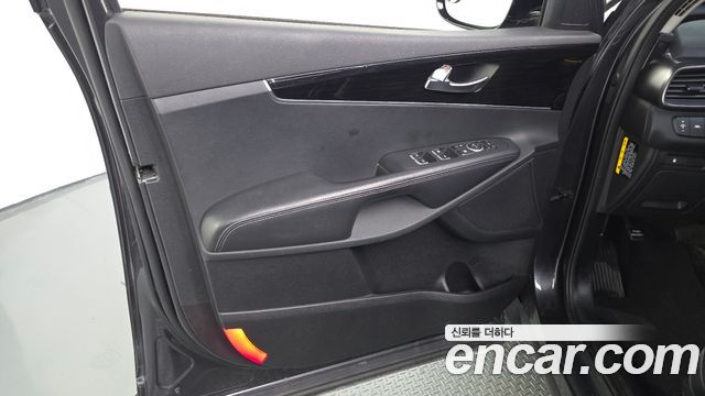 Kia Sorento Diesel 2.0 2WD Luxury 2020 — фото 24
