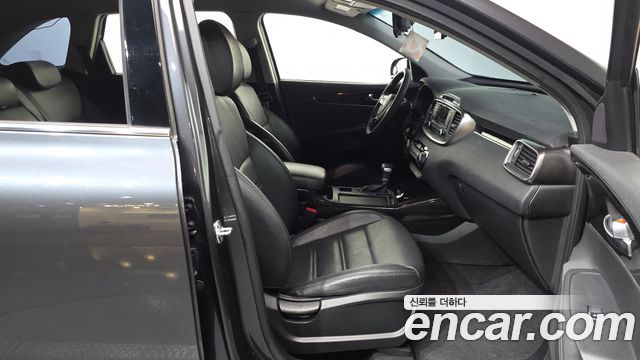 Kia Sorento Diesel 2.0 2WD Luxury 2020 — фото 26