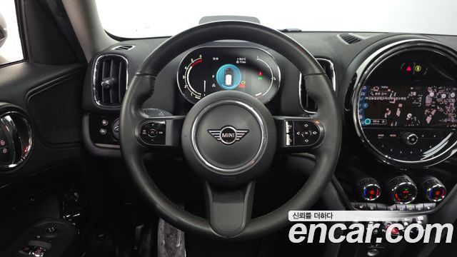 MINI Cooper D Countryman ALL4 Classic Plus 2nd 2022 — фото 13