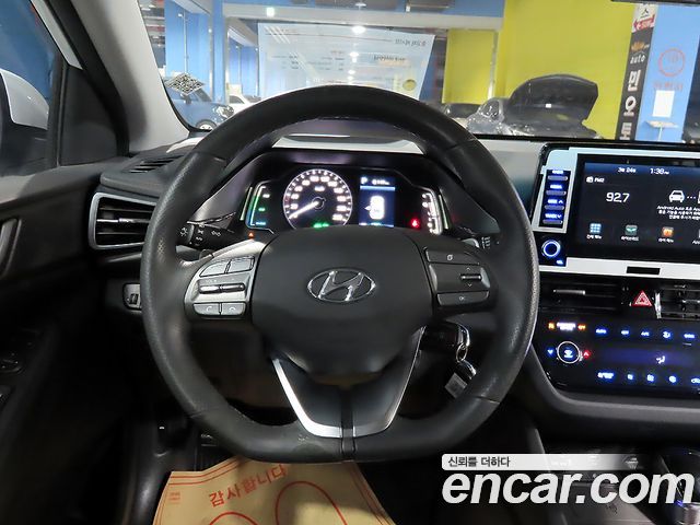 Hyundai Ioniq Hybrid 1.6 HEV I 2020 — фото 10