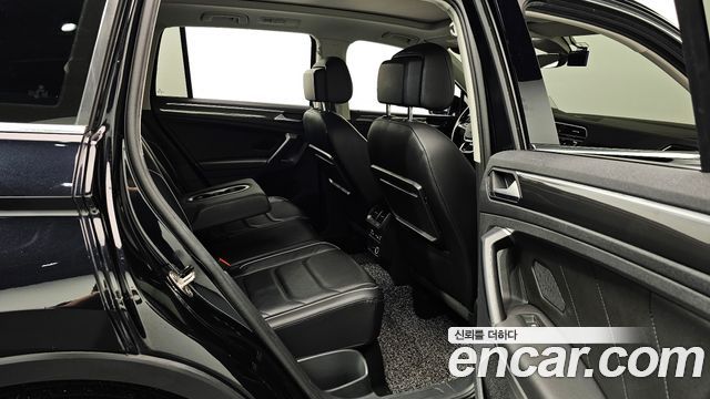 Volkswagen Tiguan (II) 2.0 TDI Prestige 2020 — фото 12