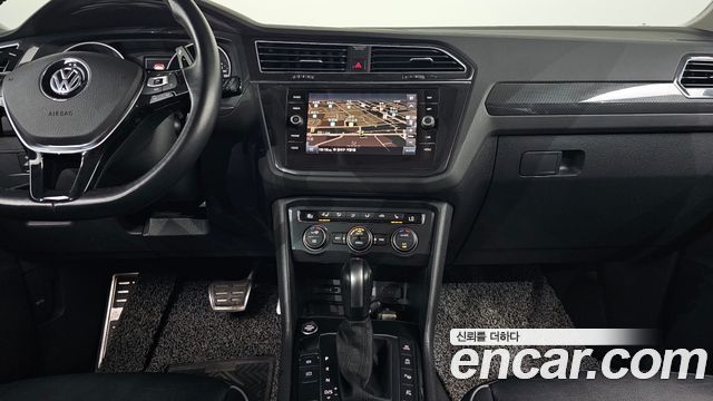 Volkswagen Tiguan (II) 2.0 TDI Prestige 2020 — фото 14