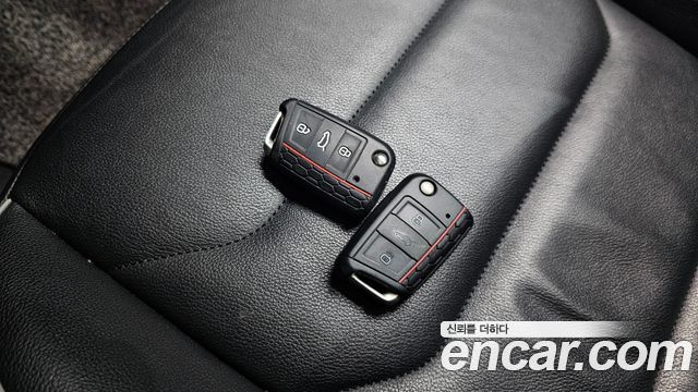 Volkswagen Tiguan (II) 2.0 TDI Prestige 2020 — фото 38
