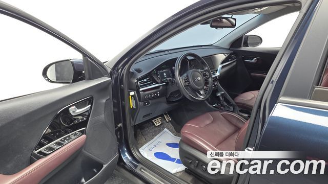 Kia Niro 1.6 HEV Noblesse Special 2020 — фото 10