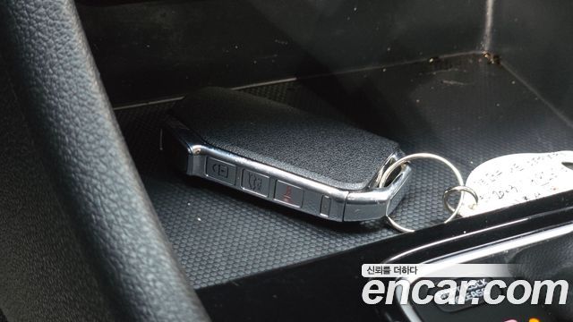 Kia Niro 1.6 HEV Noblesse Special 2020 — фото 13