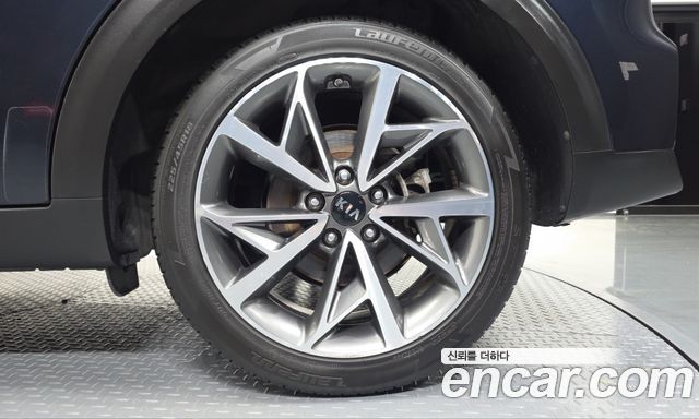 Kia Niro 1.6 HEV Noblesse Special 2020 — фото 21