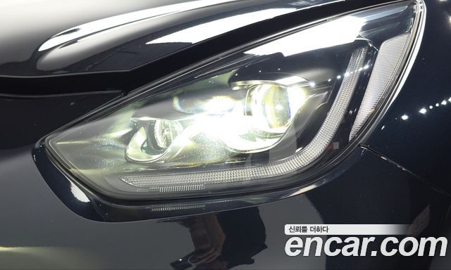 Kia Niro 1.6 HEV Noblesse Special 2020 — фото 22