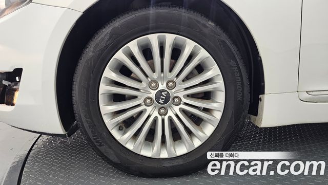 Kia K7 2.4 GDI Prestige 2013 — фото 5