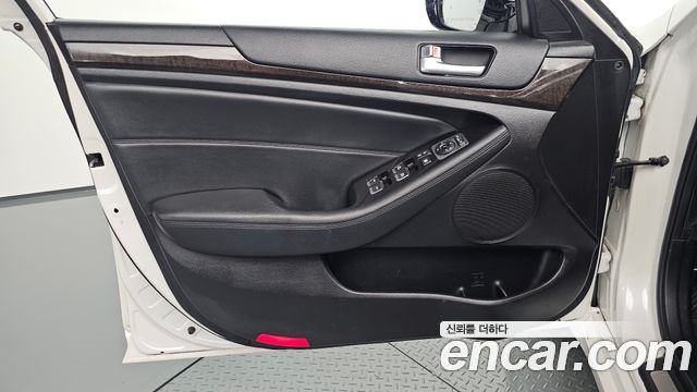 Kia K7 2.4 GDI Prestige 2013 — фото 24