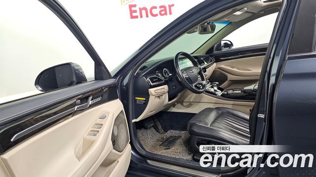 Genesis EQ900 5.0 GDI AWD Prestige 2016 — фото 10