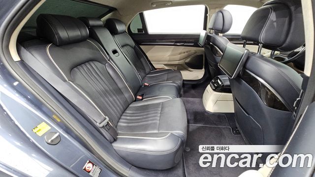 Genesis EQ900 5.0 GDI AWD Prestige 2016 — фото 12