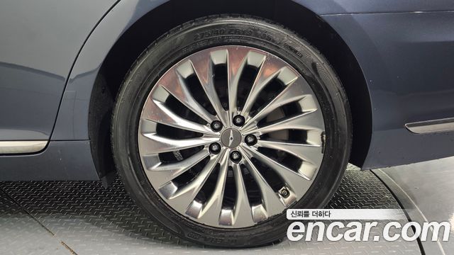 Genesis EQ900 5.0 GDI AWD Prestige 2016 — фото 21