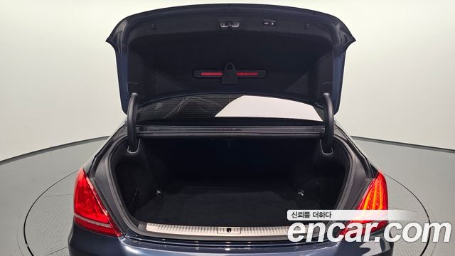 Genesis EQ900 5.0 GDI AWD Prestige 2016 — фото 38