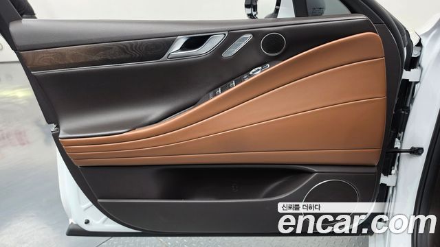 Genesis G80 (RG3) Gasoline 2.5 Turbo AWD 2021 — фото 24